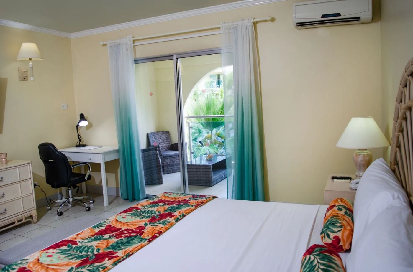 Sunbay-Hotel-Room-15