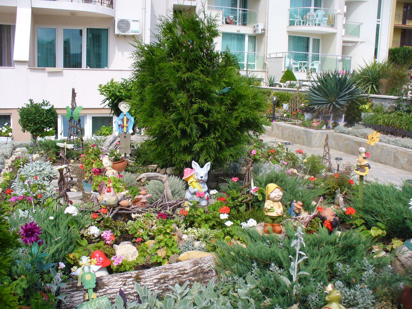 Family-Hotel-Venera-General-view-15