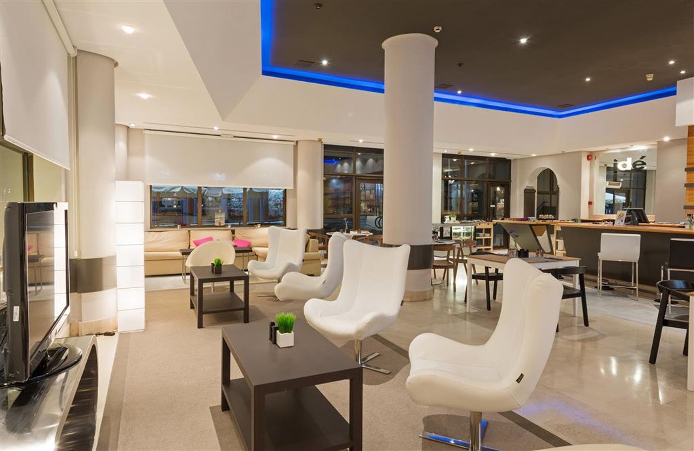 TRYP-Cadiz-La-Caleta-Hotel-Bar-51