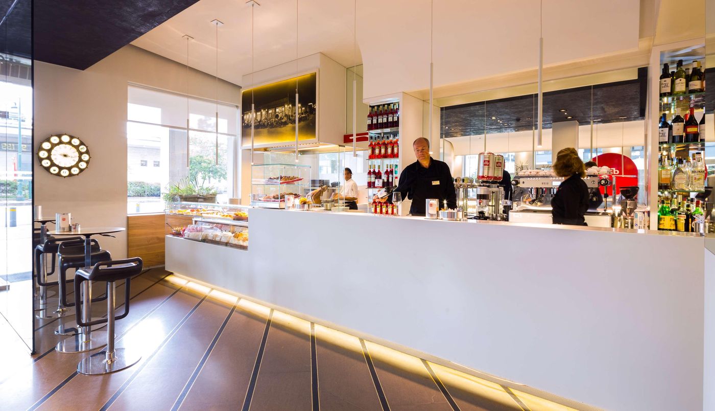 Best-Western-Plus-Hotel-Bologna-Bar-20