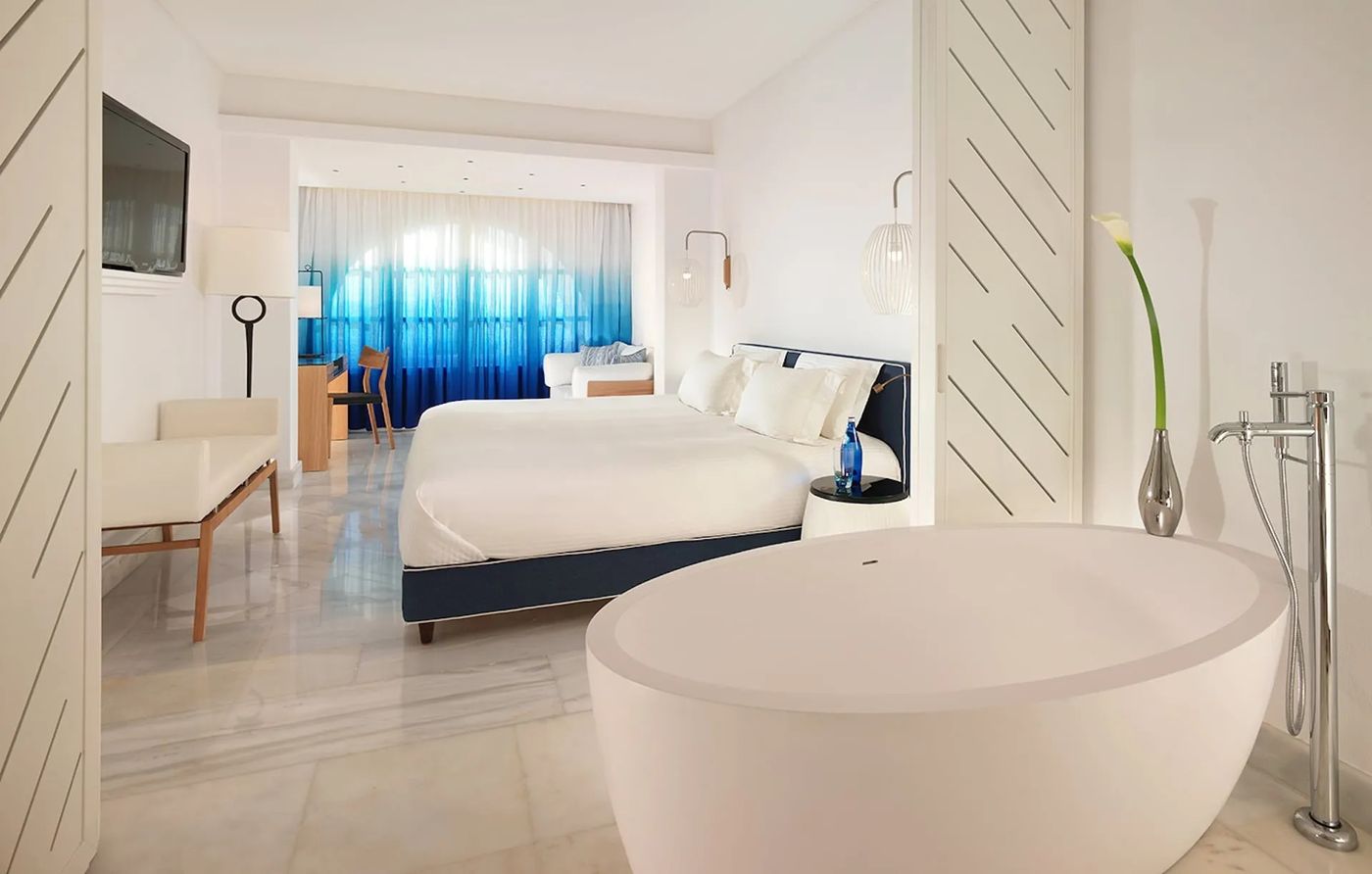Mykonos-Grand-Hotel---Resort-Room-27