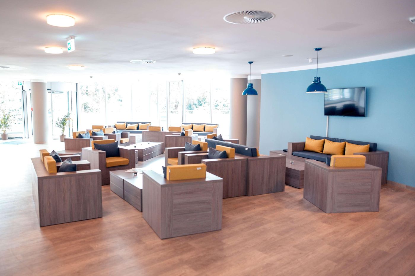 Tulip-Inn-Munich-Messe-Lobby-3