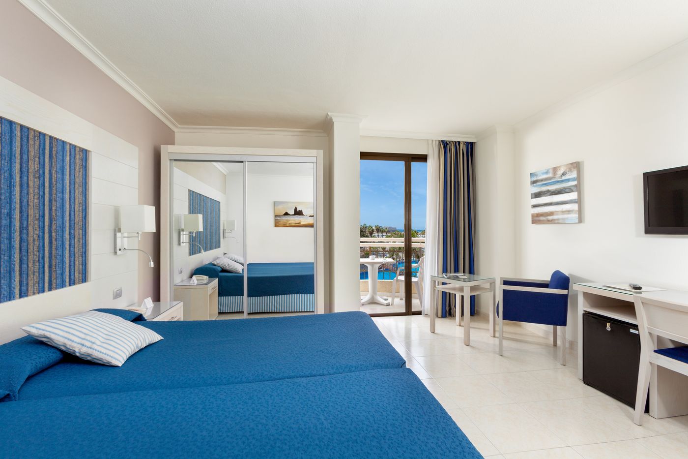 Tigotan-Lovers---Friends-Playa-de-Las-Americas---Adults-Only--18---Room-32