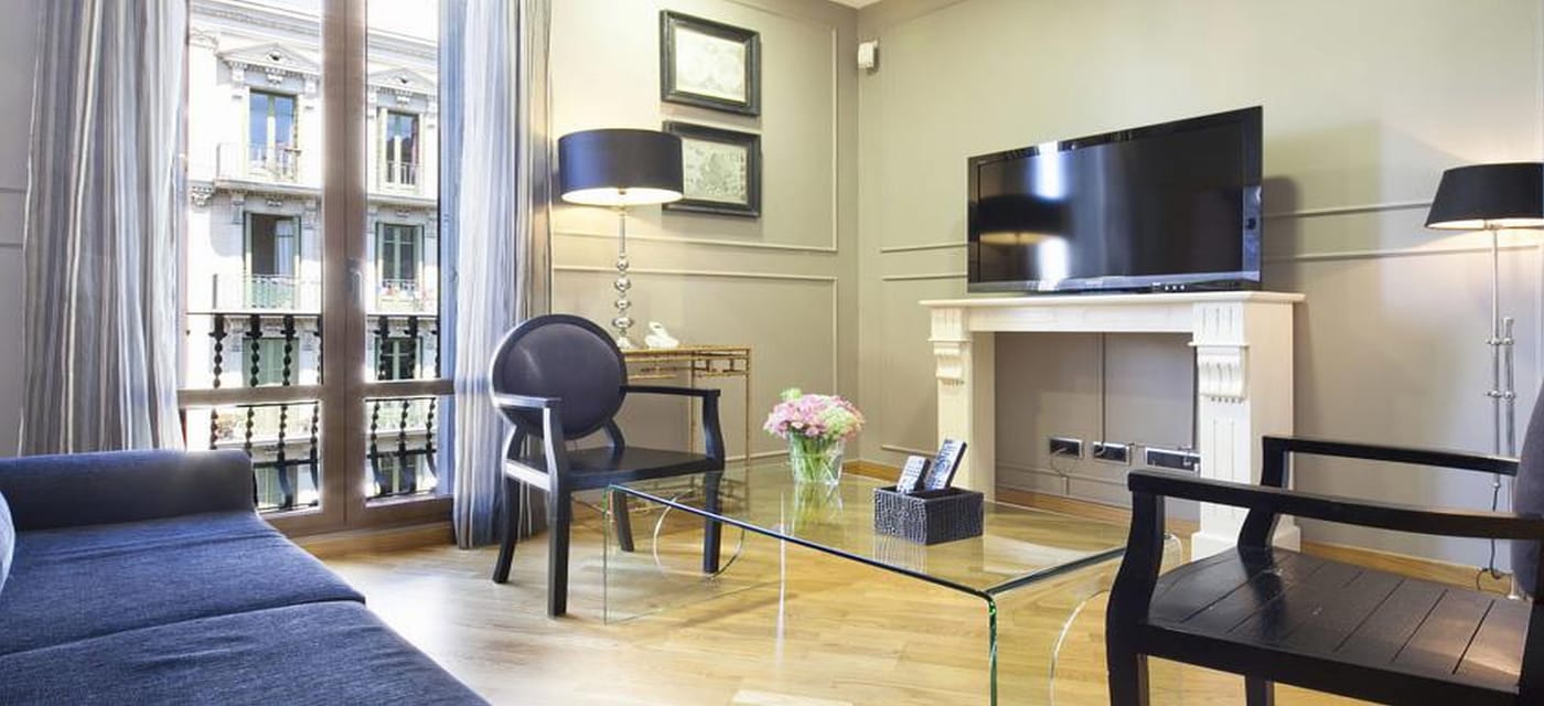 Uma Suites Luxury Midtown-Spain-BARCELONA-Room-7
