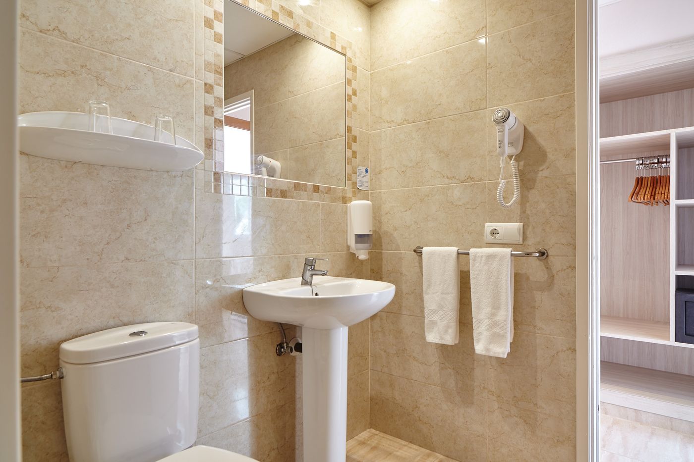 Mar-y-Huerta-Room-20