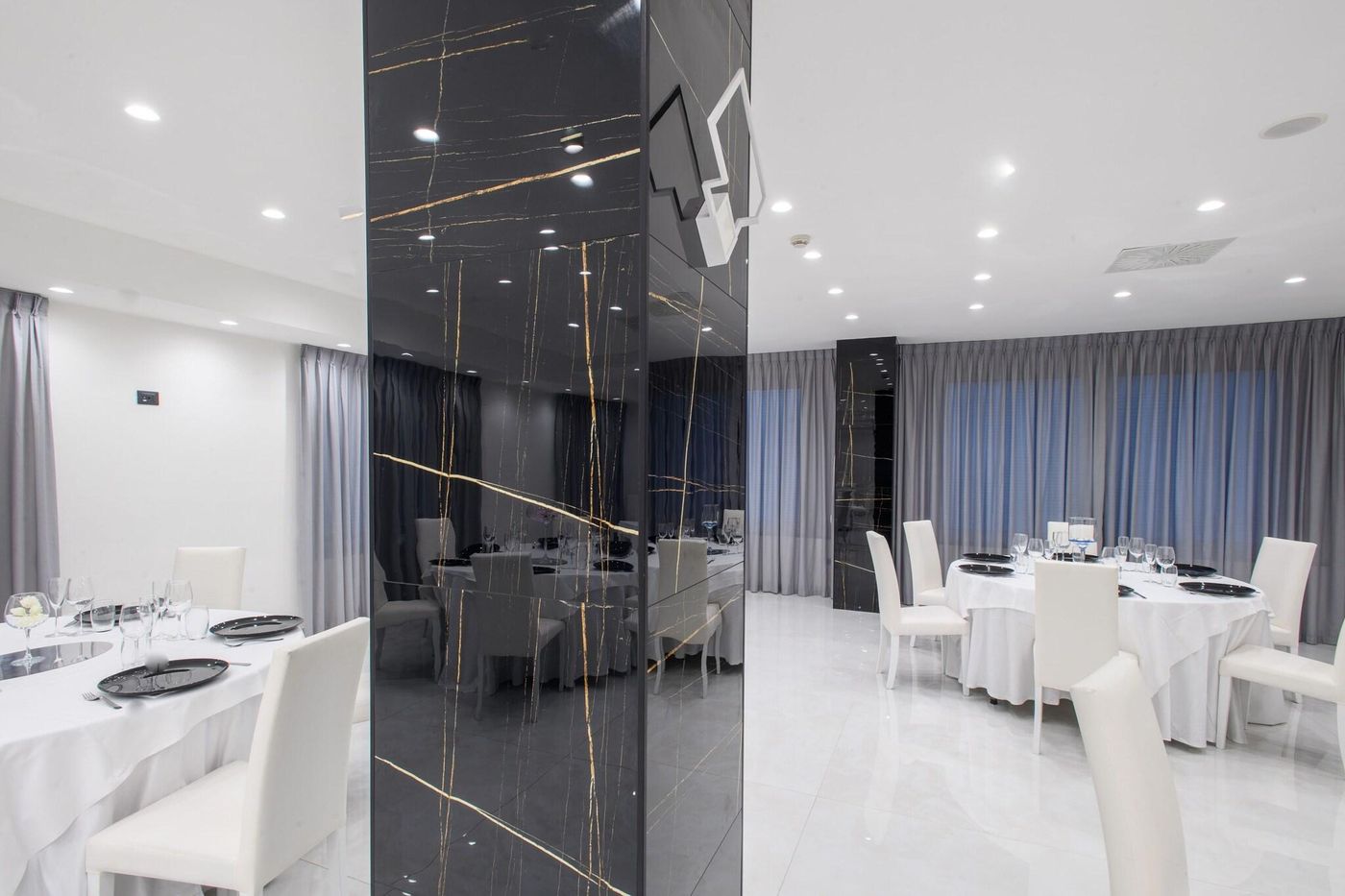 Ancora-Hotel-Restaurant-30