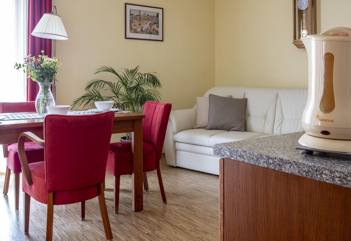 Hotel-Pavilon-Room-9