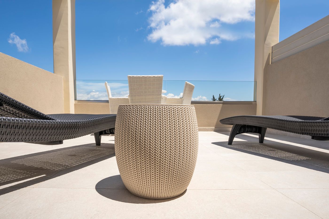 Debono-Hotel-Room-71