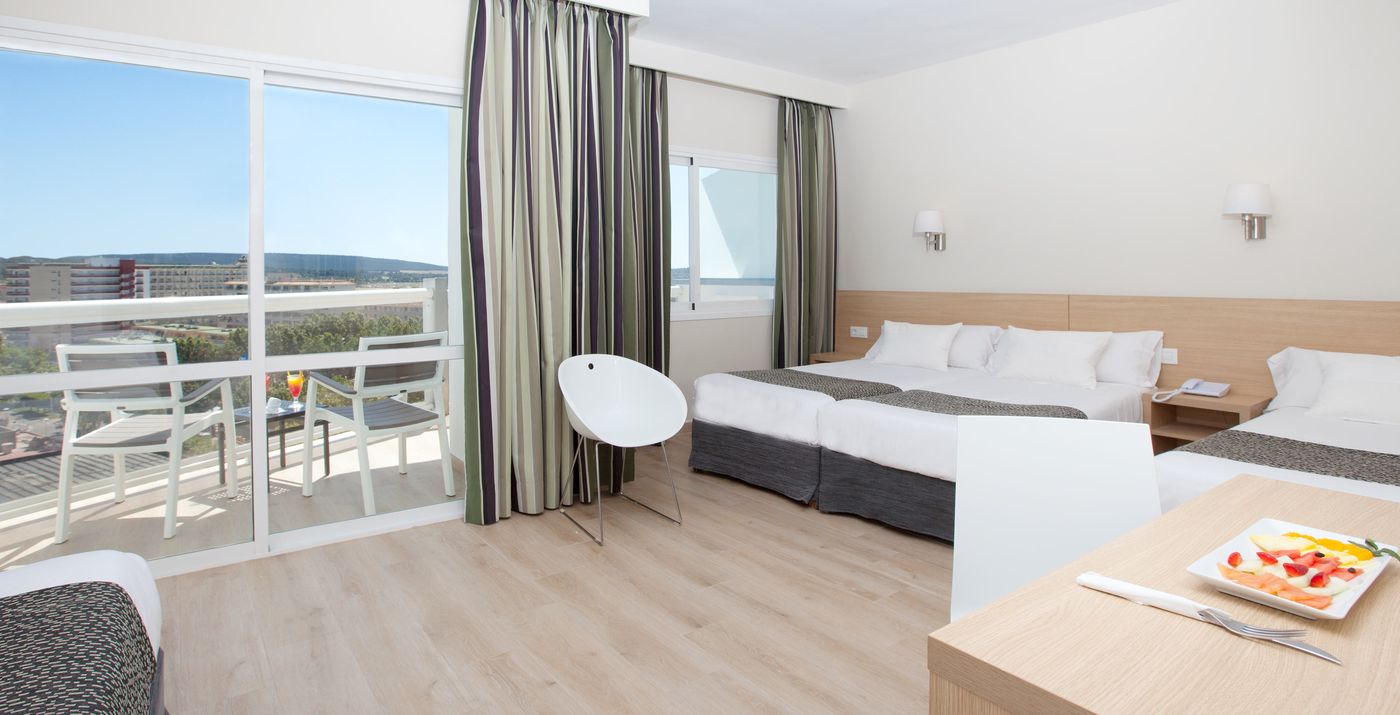 Samos - Adults Recommended (13+)