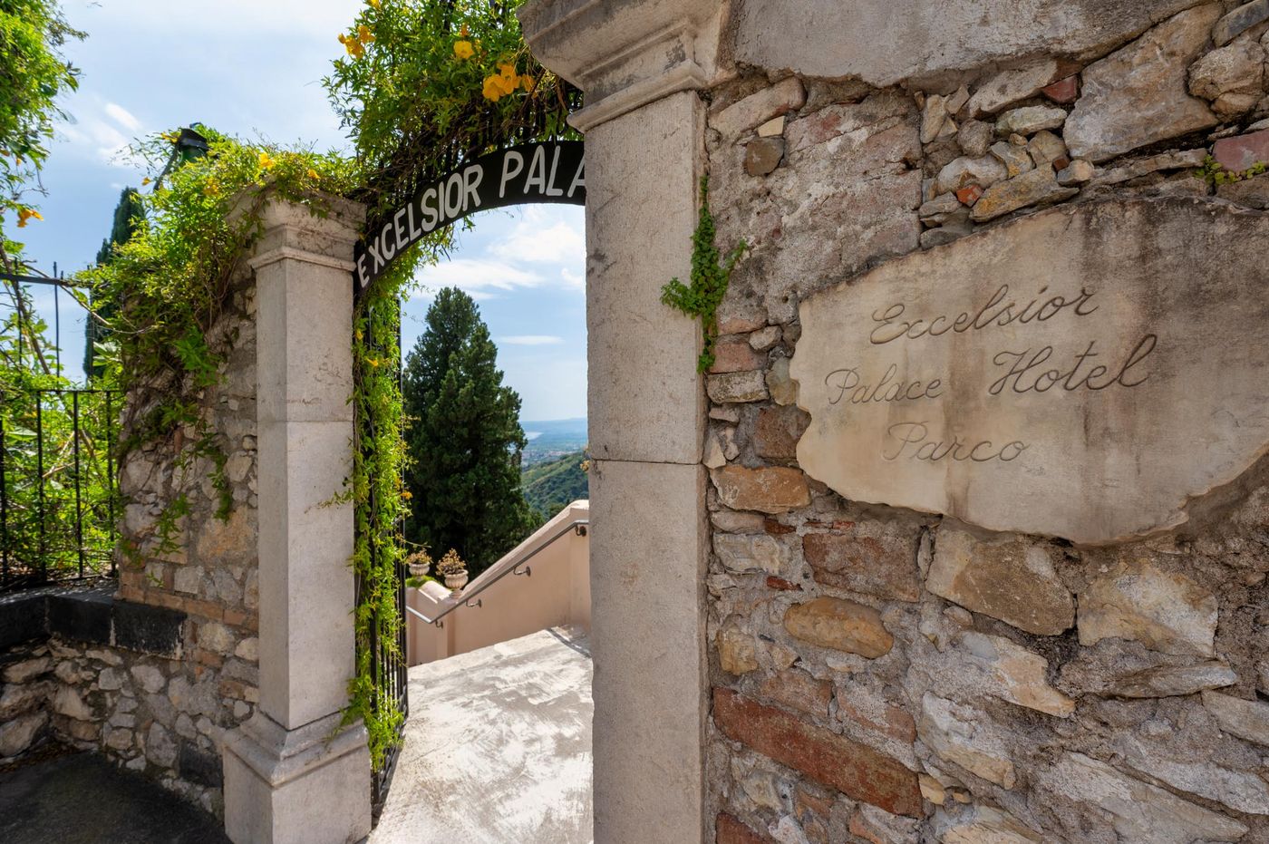 Excelsior-Palace-Terrace-18