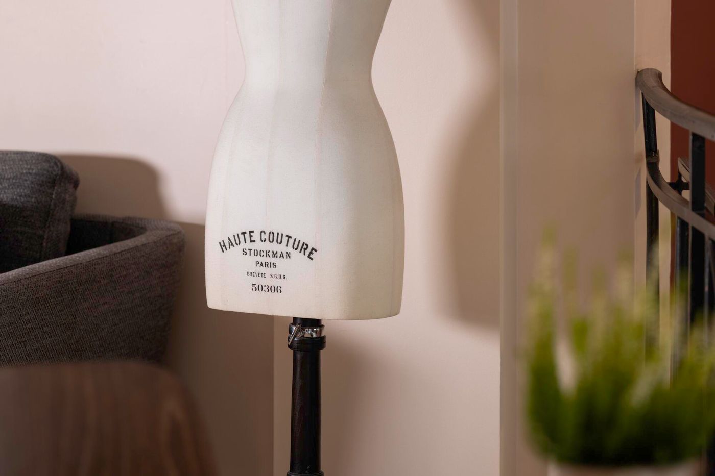 Maxim-Quartier-Latin-Lobby-25