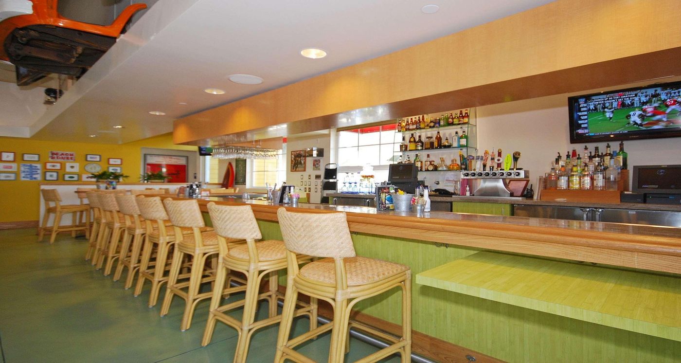 Best Western Plus Marina Gateway Hotel - United States - National City - Bar - 5