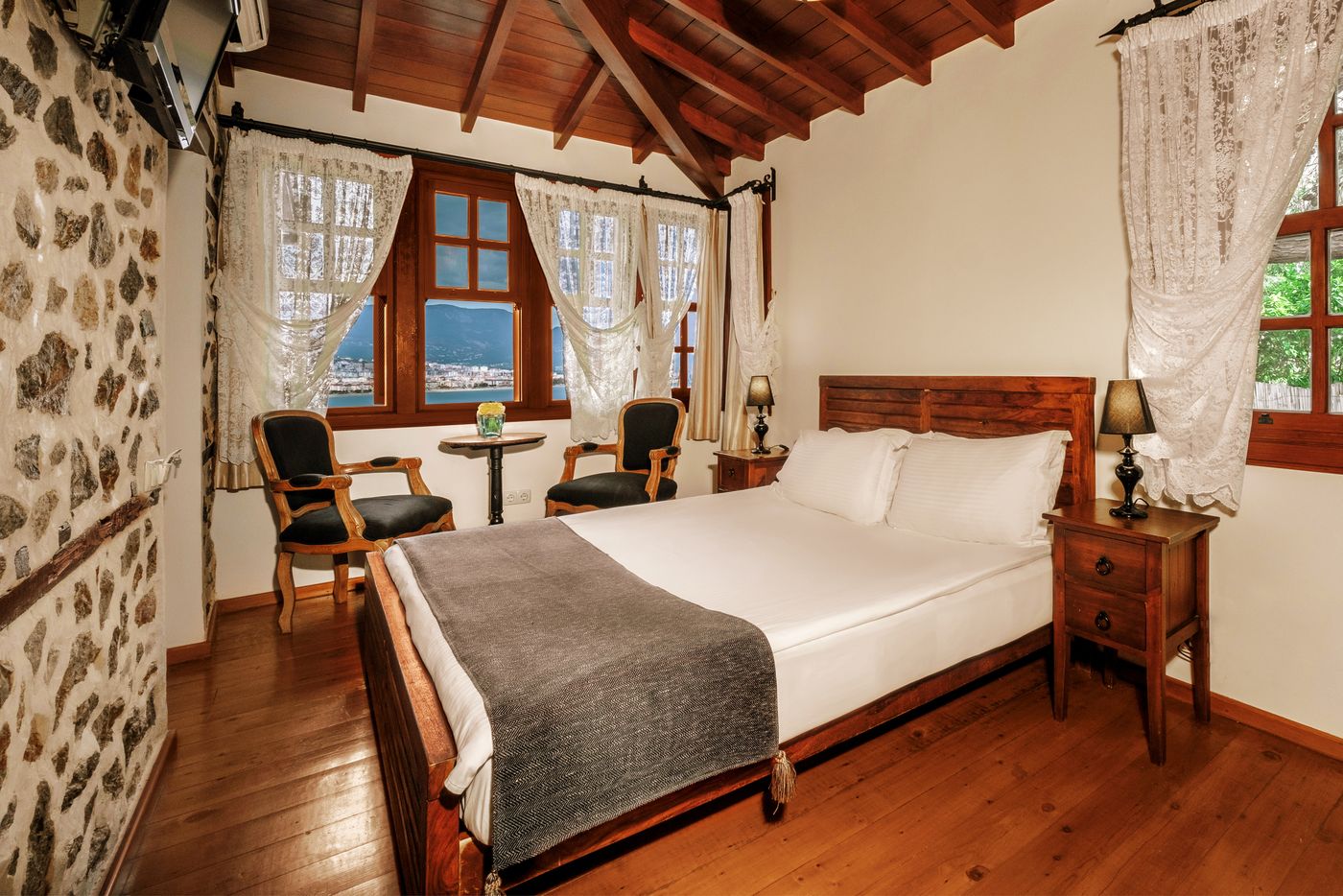 Villa-Turka-Hotel-Room-17