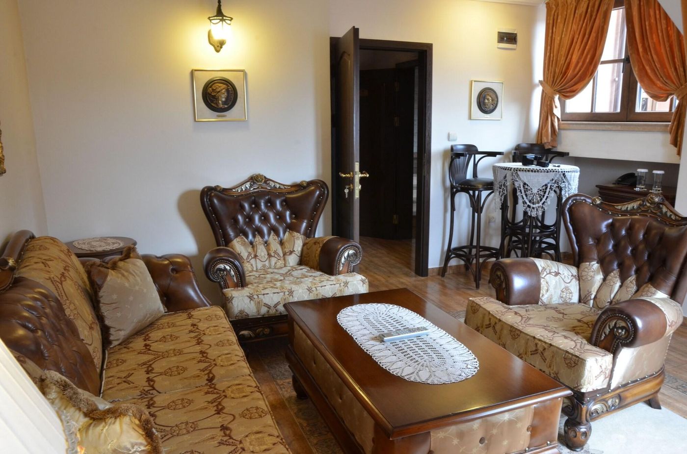 Boris-Palace-Room-22