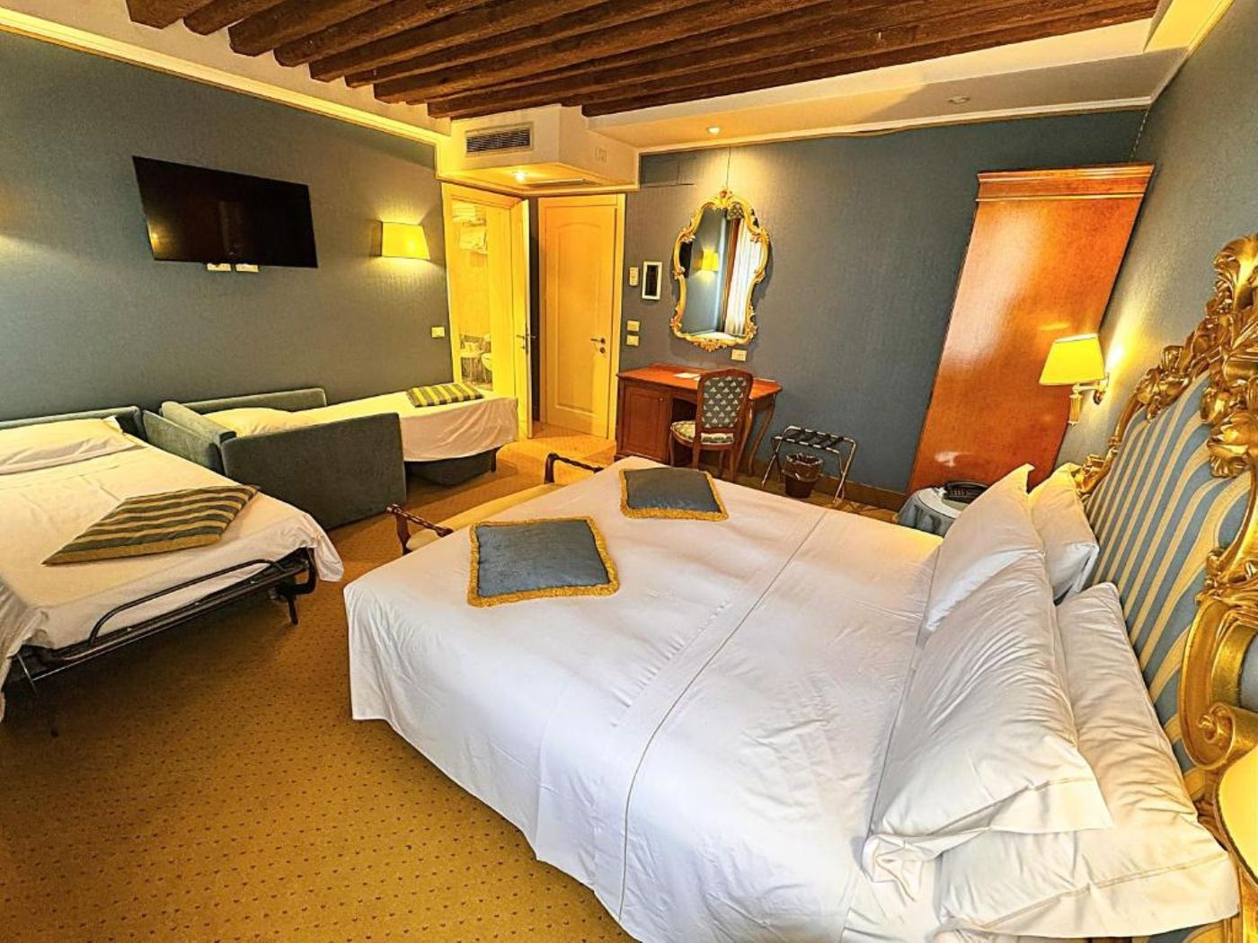 Hotel-Corte-Contarina-Room-4