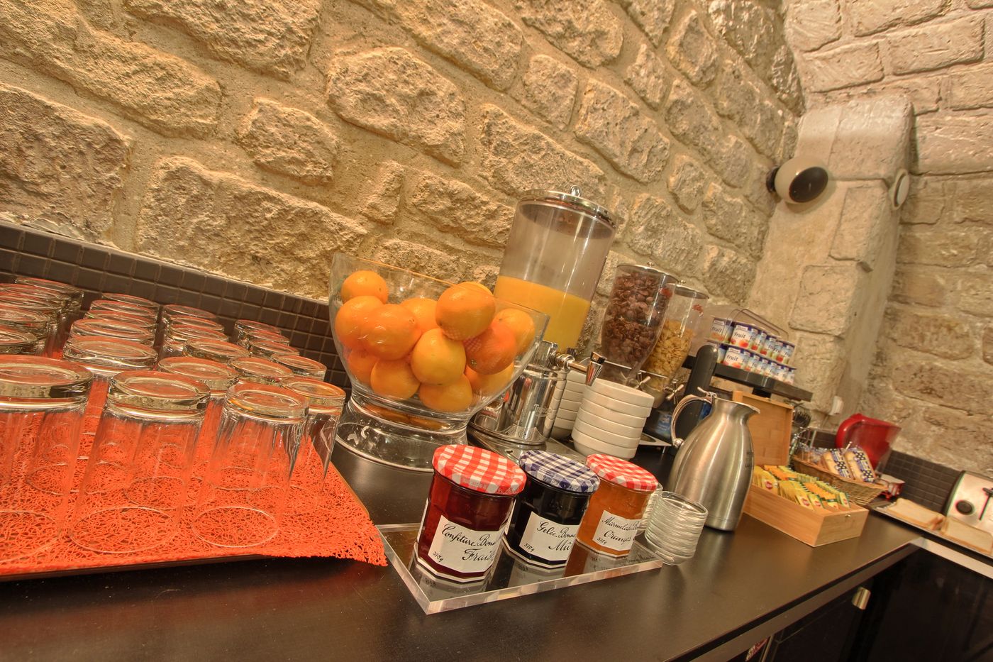 Villa-Margaux-Opera-Montmartre-Restaurant-19