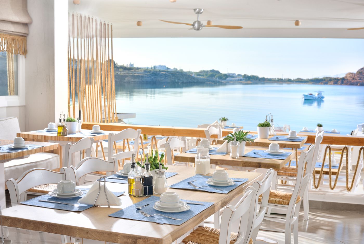 Petinos-Hotel-Restaurant-61