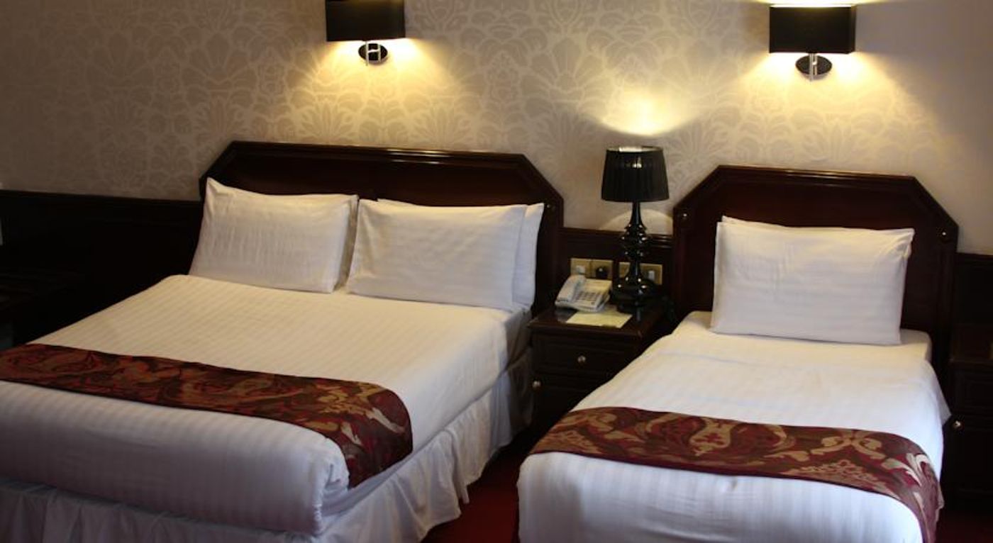 Harcourt-Hotel-Room-18