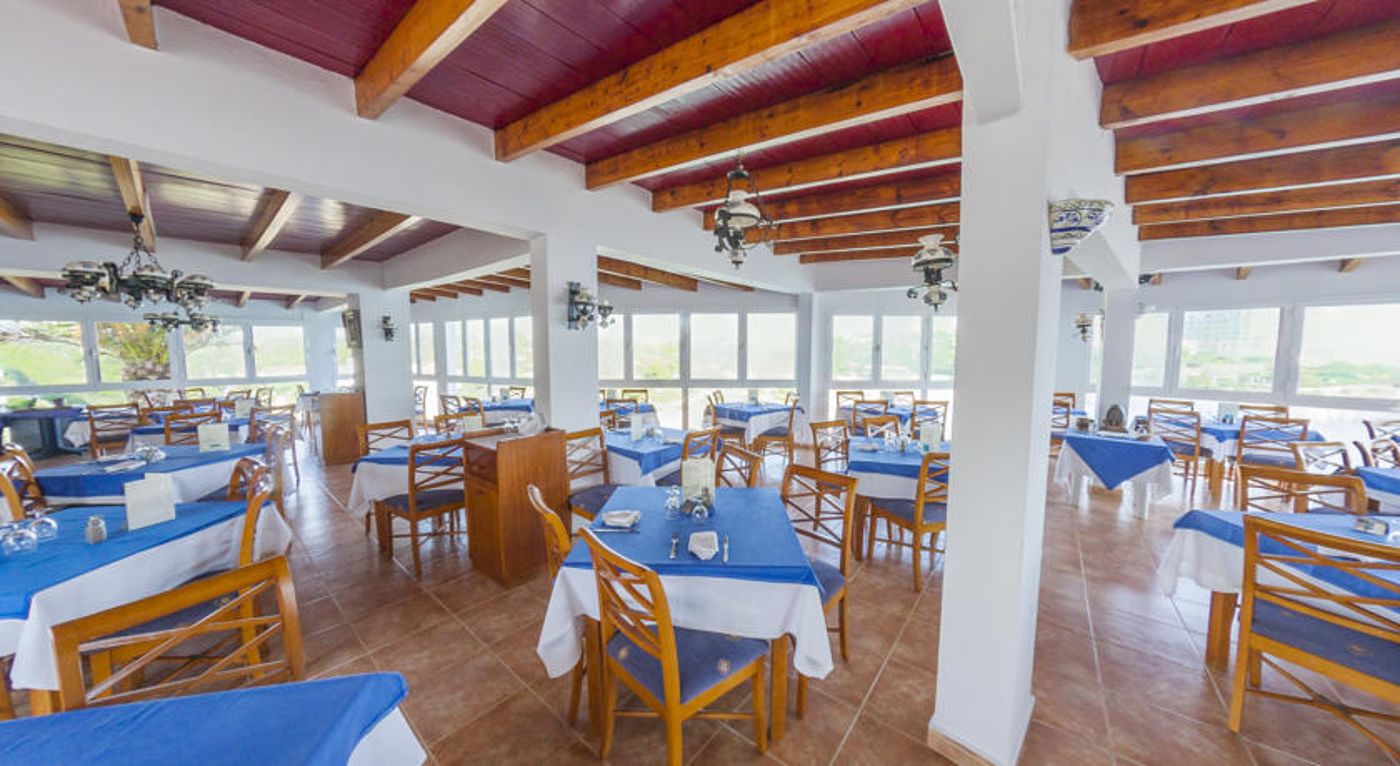 Valparaiso - Adults Only