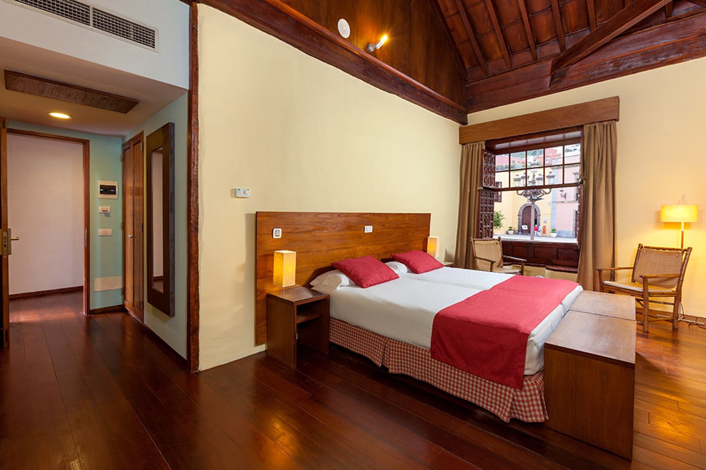 Hotel-LIVVO-La-Quinta-Roja-Room-13