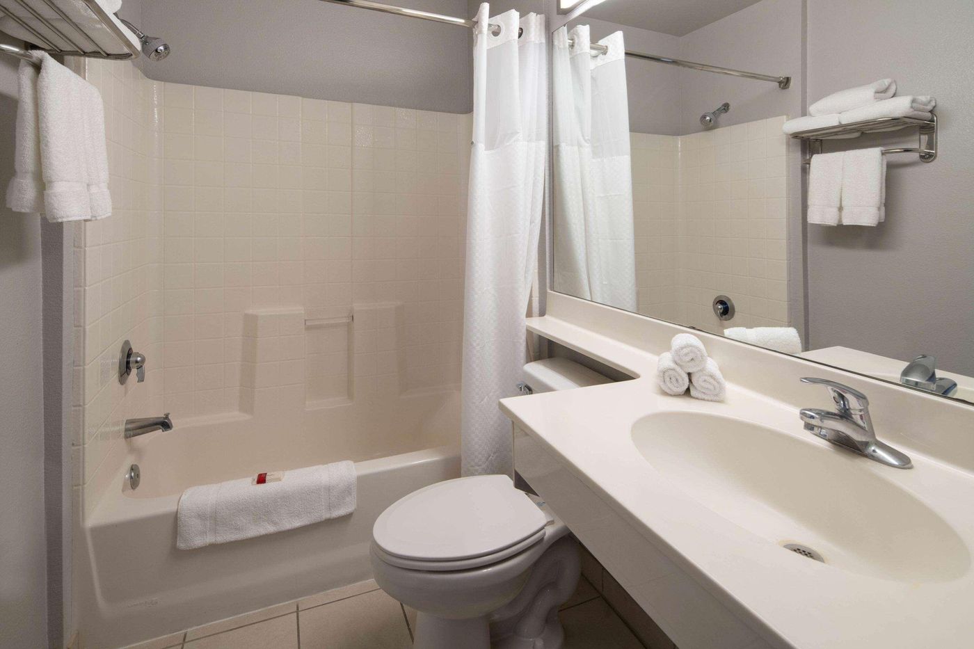 Baymont by Wyndham Las Vegas South Strip-United States-Las Vegas-Room-8