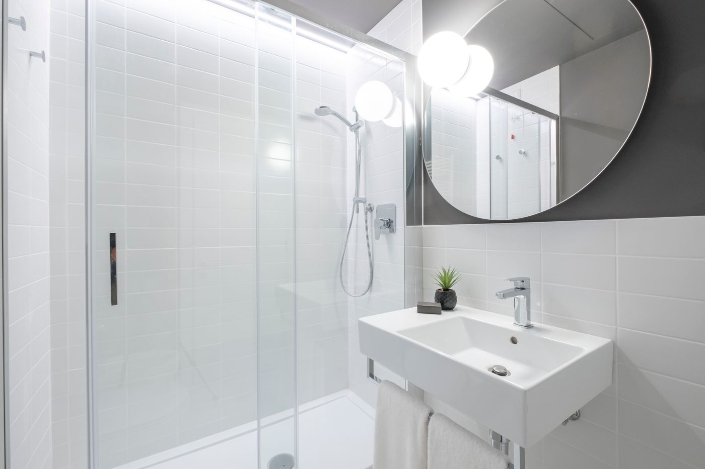 Camplus-Hotel-Roma-Centro-Room-21