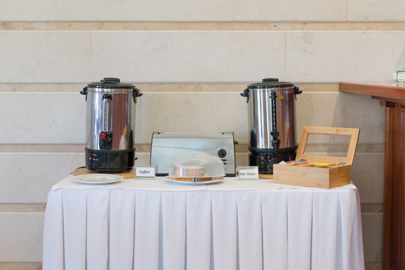 Andreolas-Luxury-Suites-Restaurant-42