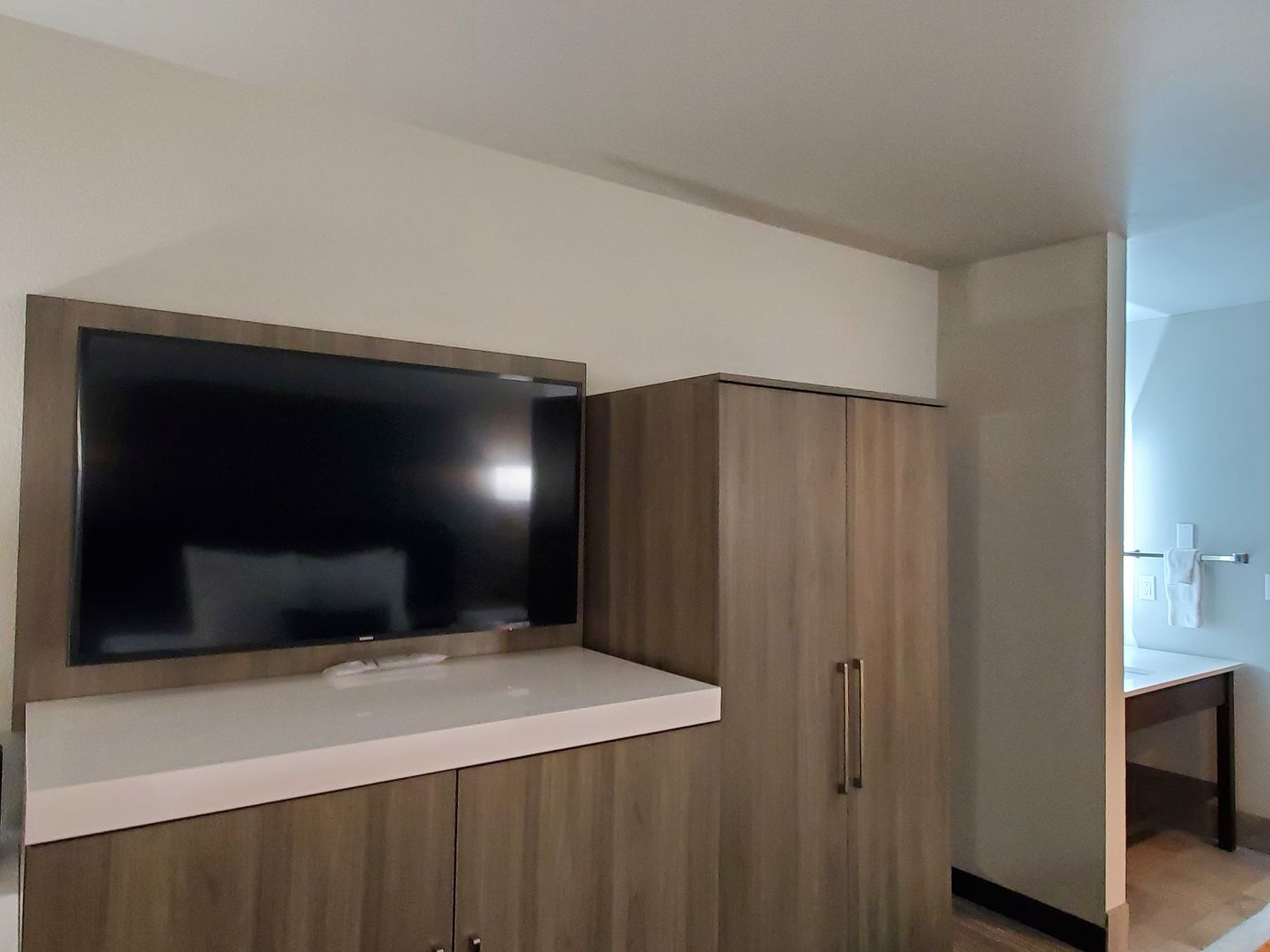 Best Western Plus Renton Inn-United States-RENTON-General view-5