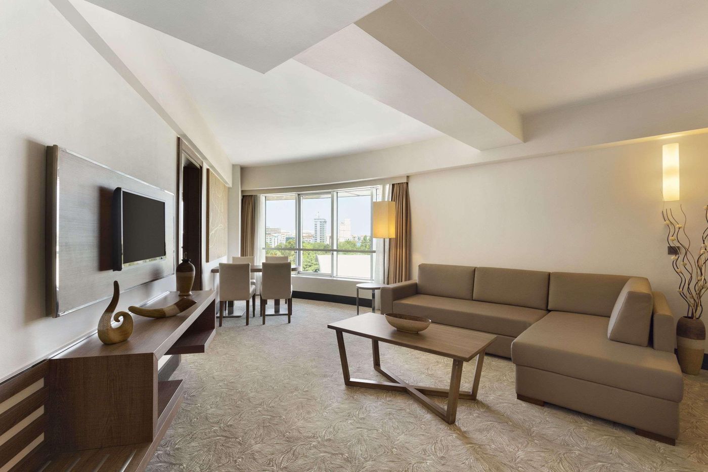 Ramada-Plaza-Izmir-Room-31