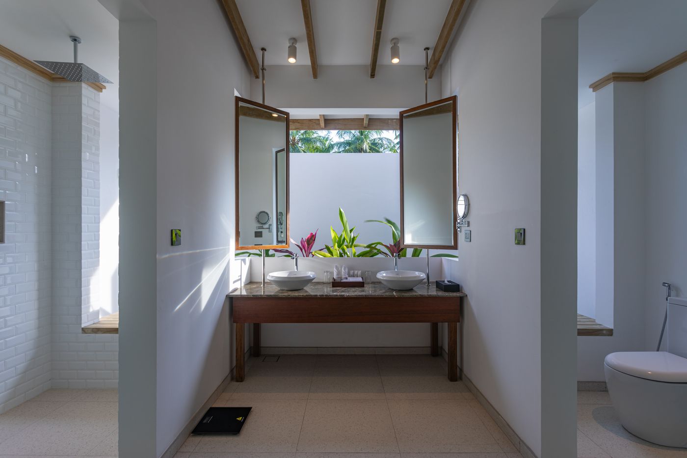 Cinnamon Hakuraa Huraa Maldives