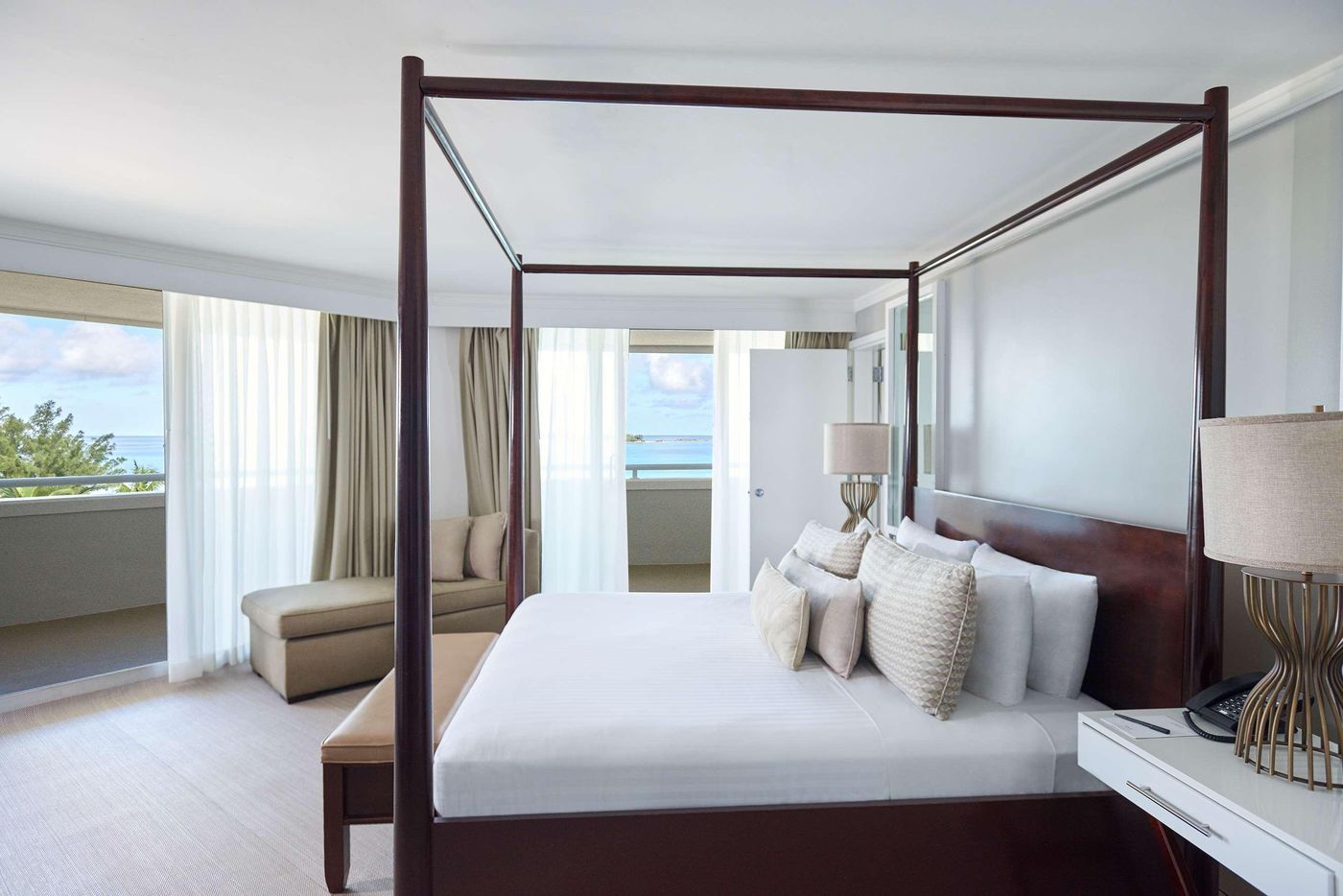 Melia-Nassau-Beach-All-Inclusive-Room-34