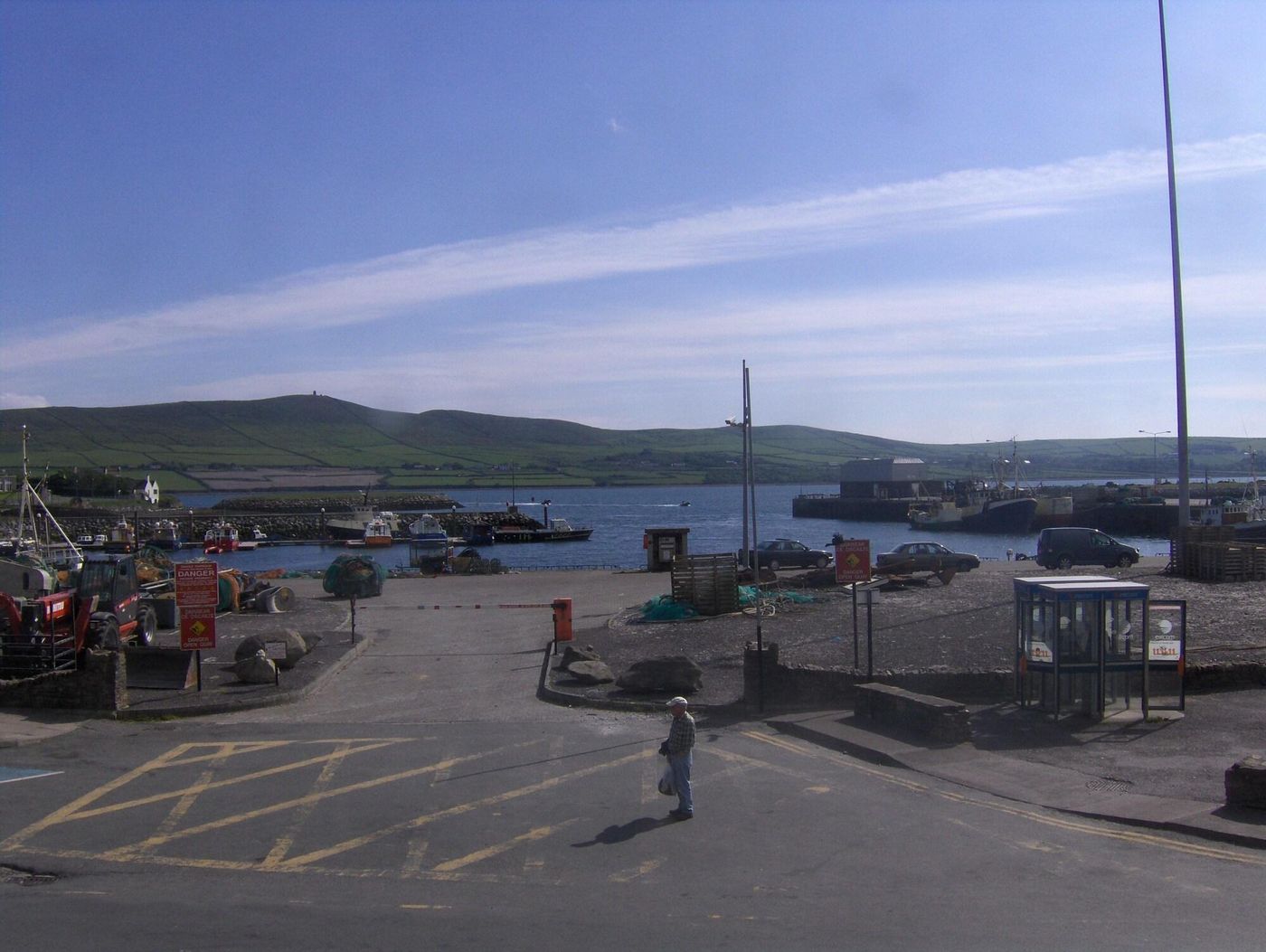Quayside B B-Ireland-Dingle-General view-8
