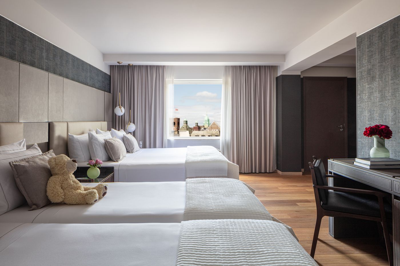 Anantara-Grand-Hotel-Krasnapolsky-Amsterdam-Room-32