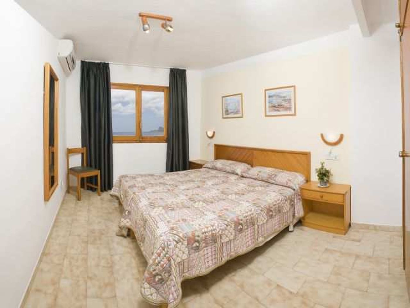 Bahia De San Antonio Apartments