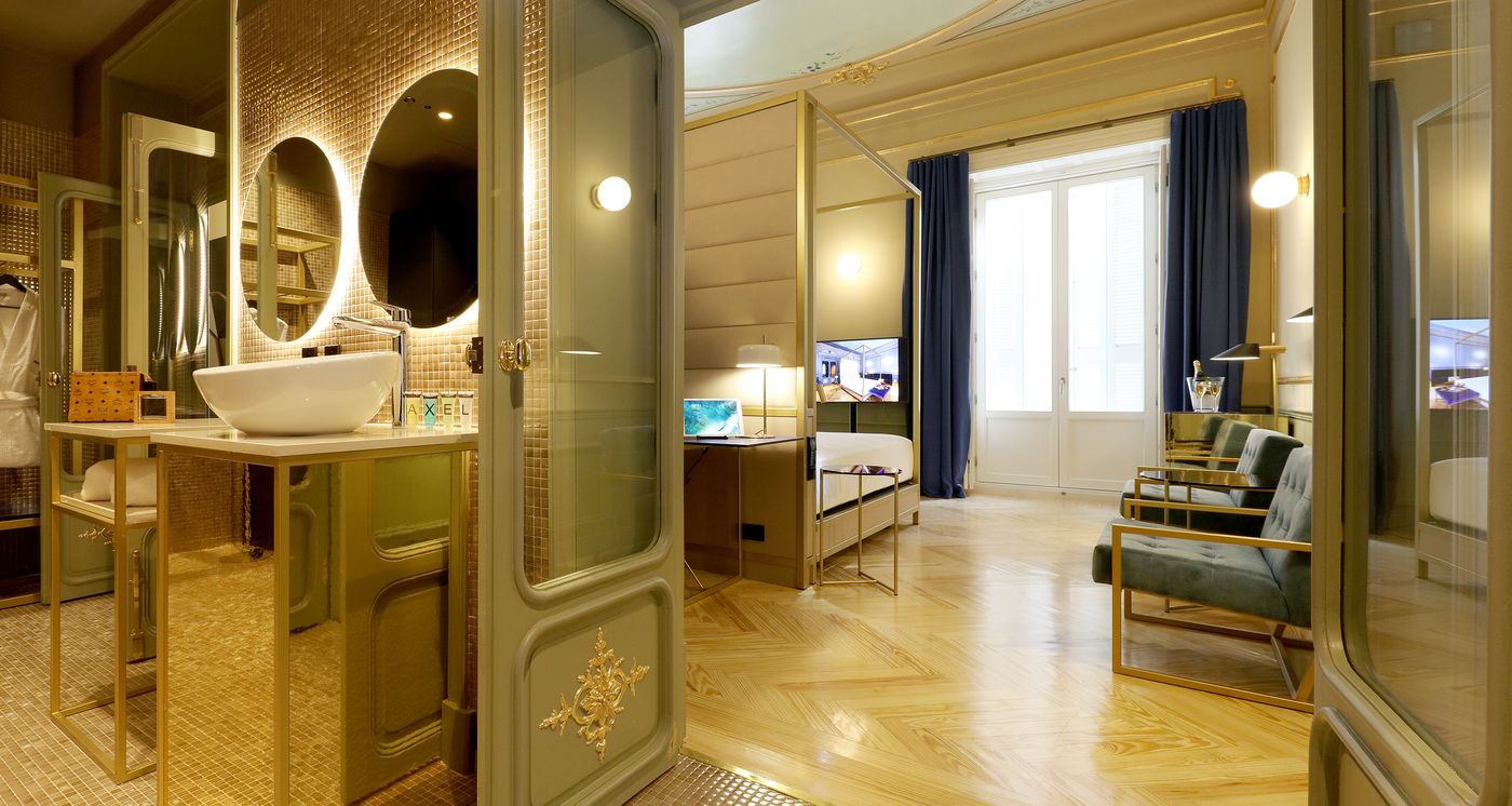 Axel-Hotel-Madrid---Adults-Only-Room-22