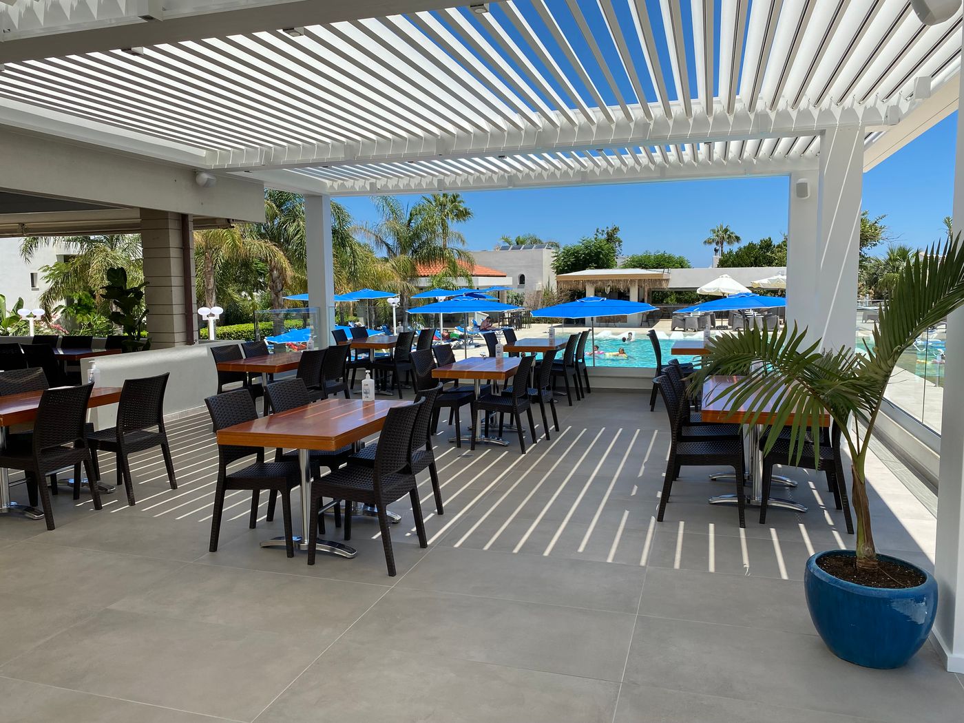 smartline-Kyknos-Beach-Restaurant-93