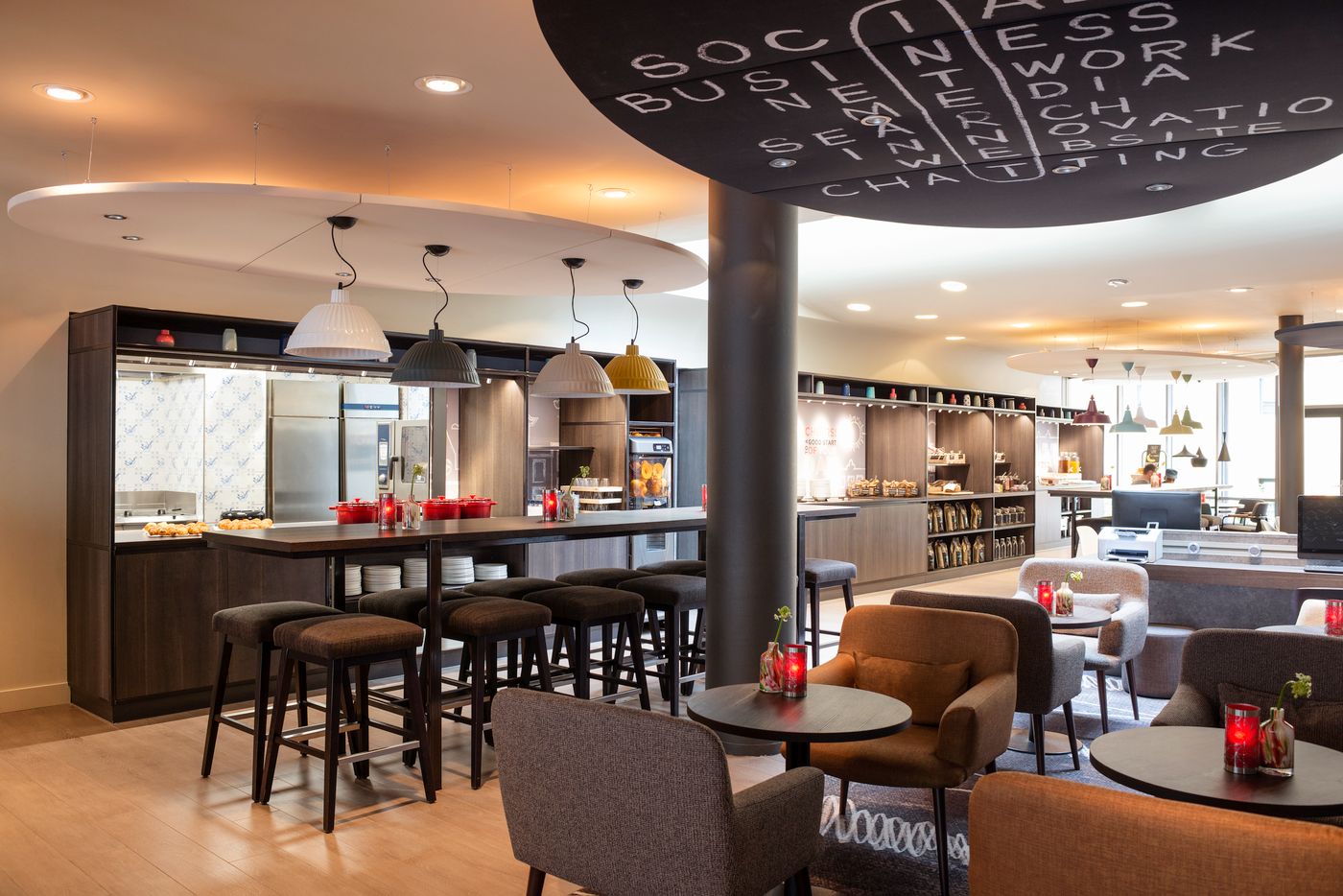 ibis-Amsterdam-Centre-Stopera-Bar-16