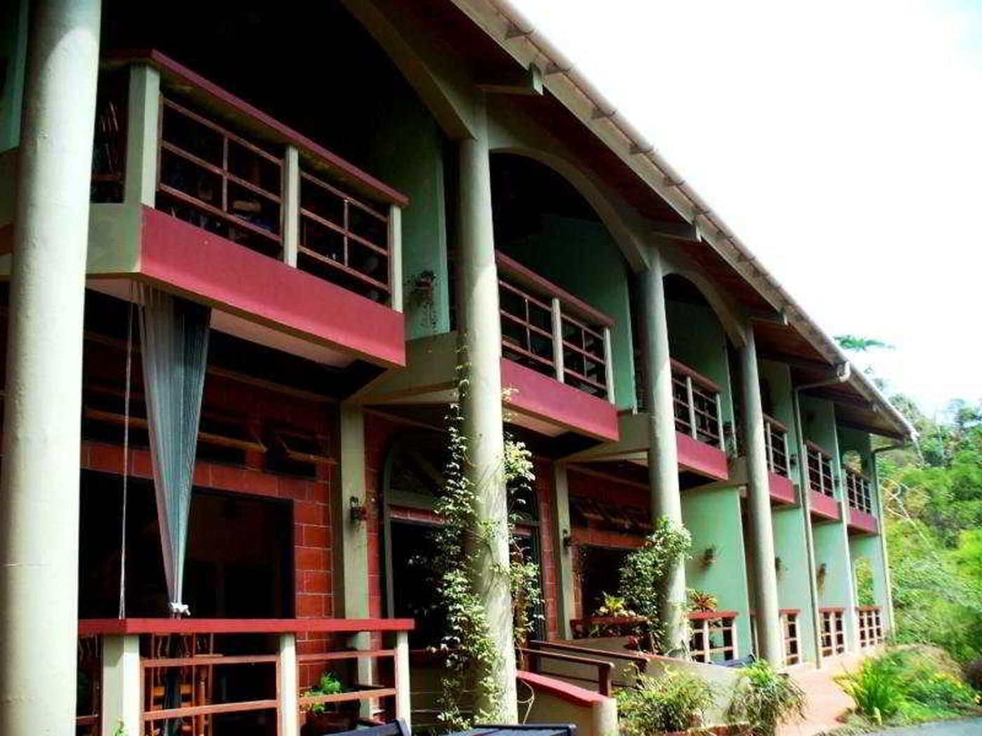 Cuffie River Nature Retreat