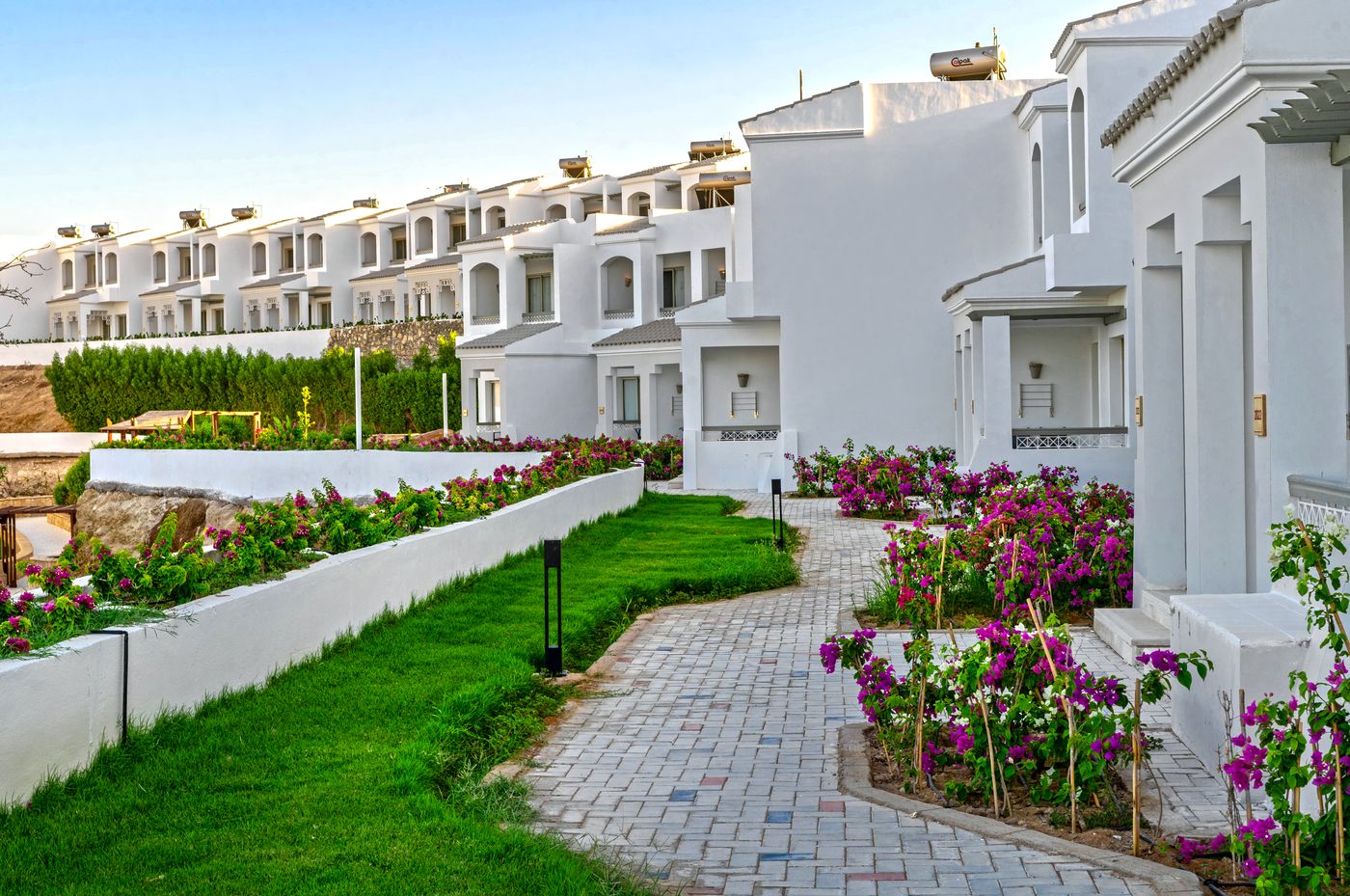 Invidia Coral Beach Tiran 28.10