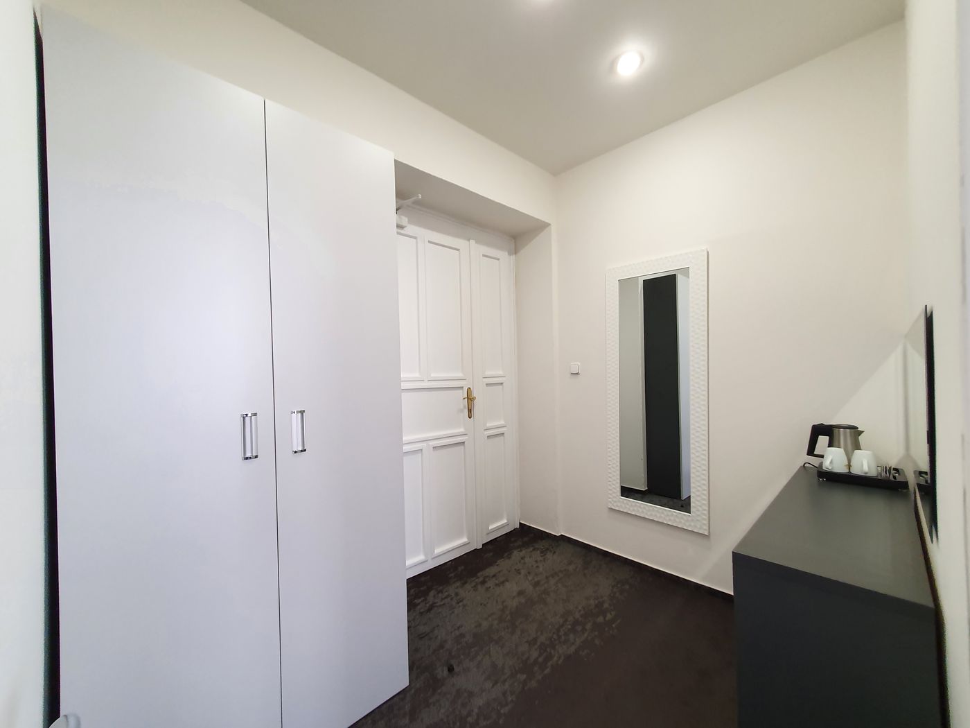 Royal Plaza-Czech Republic-PRAGUE -Room-7