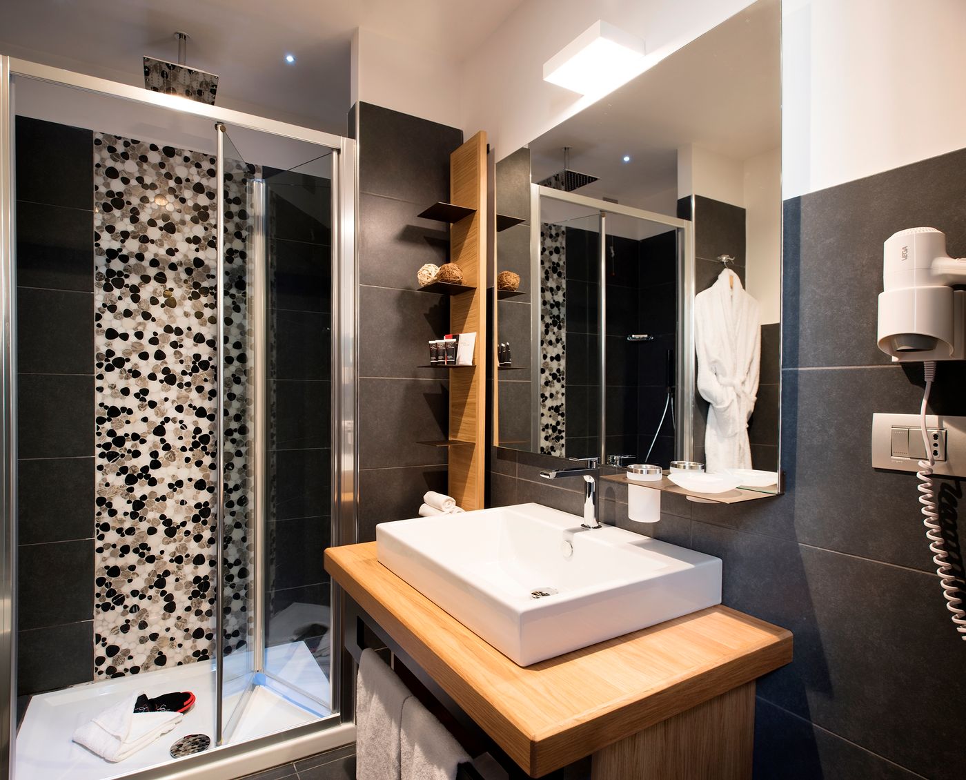 Trevi-Collection-Room-74