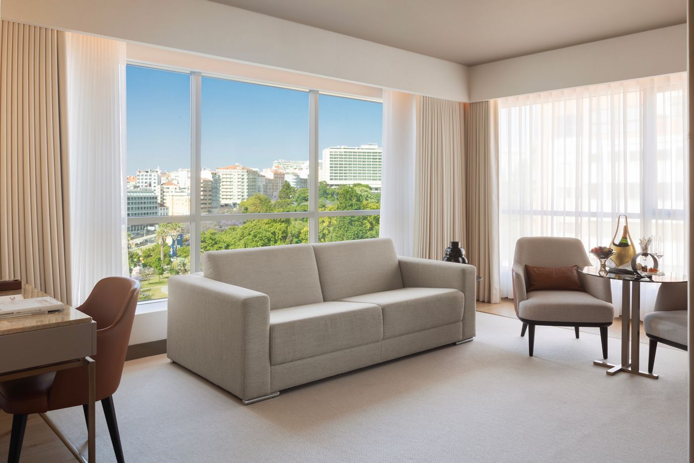 Epic-SANA-Marques-Room-26