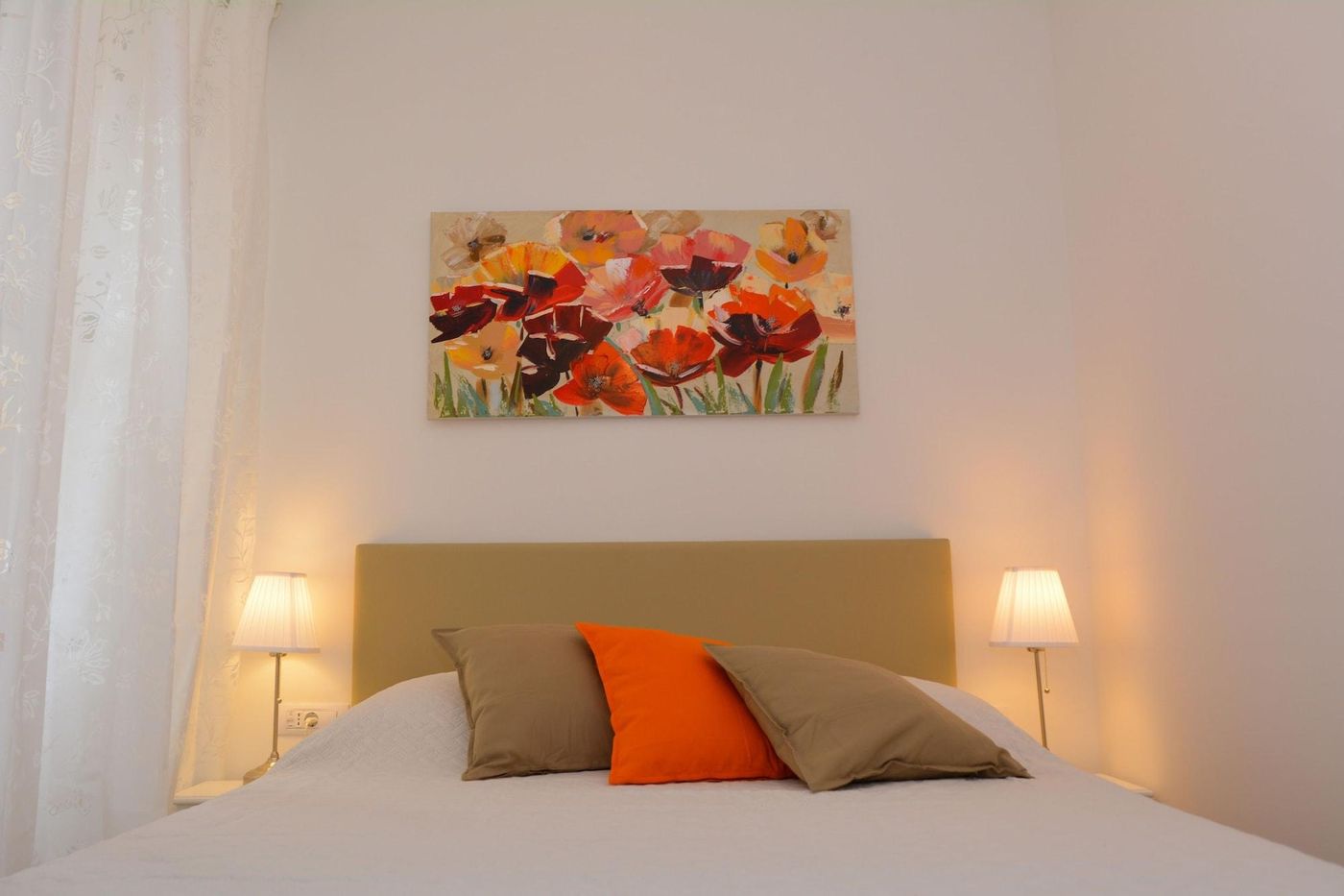 Rilati-Old-Town-Palace-Room-16