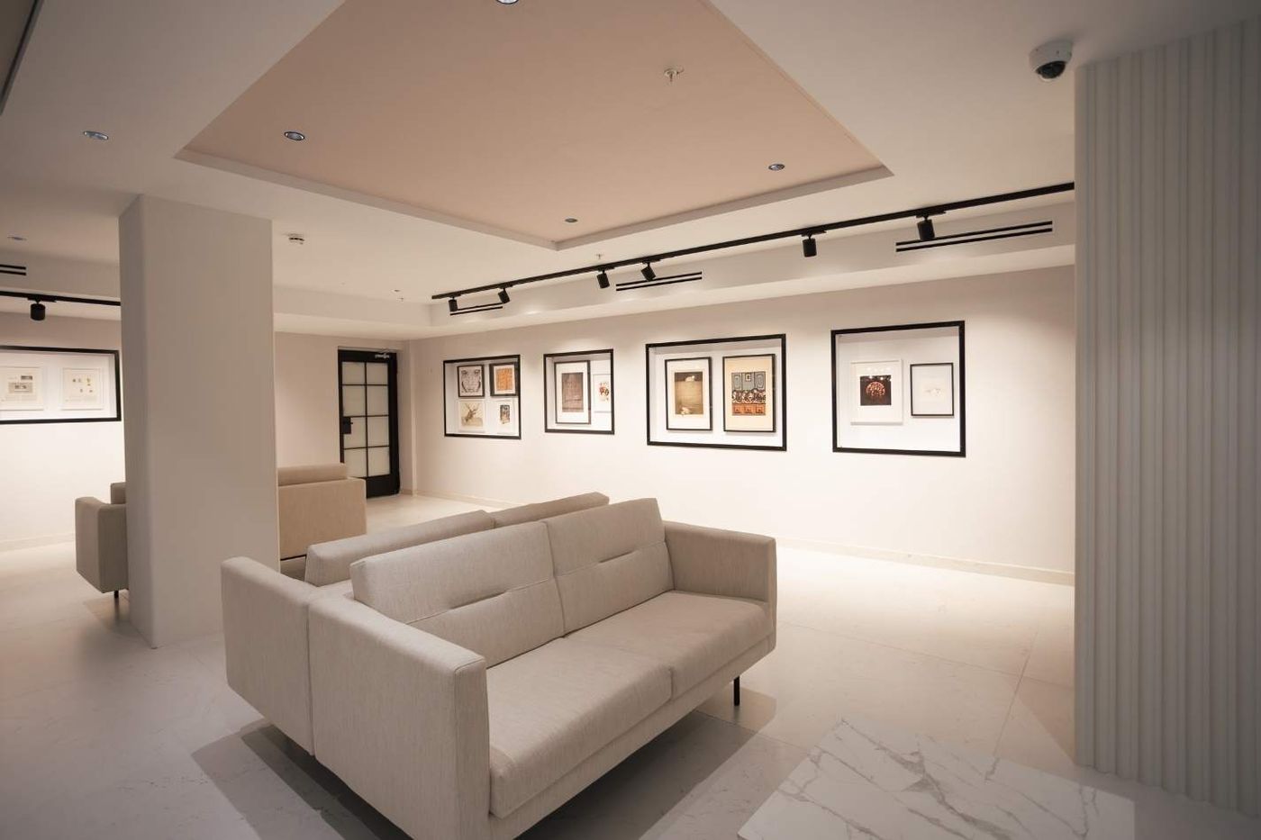 Magic-Fenicia-Lobby-39