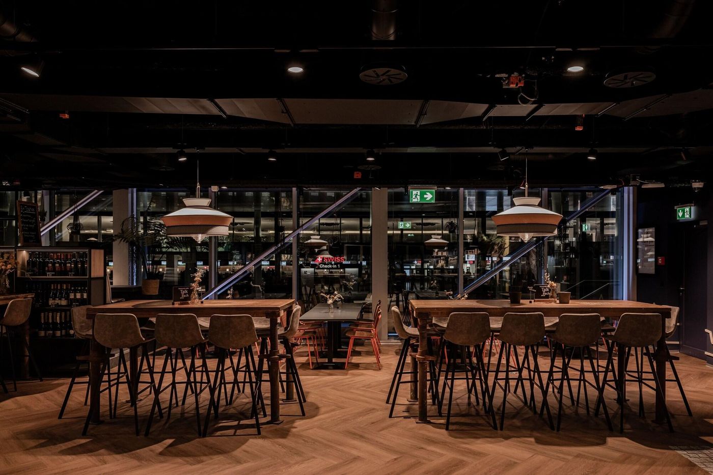 Capsule Hotel - Alpine Garden Zurich Airport-Switzerland-Kloten-Lobby-5