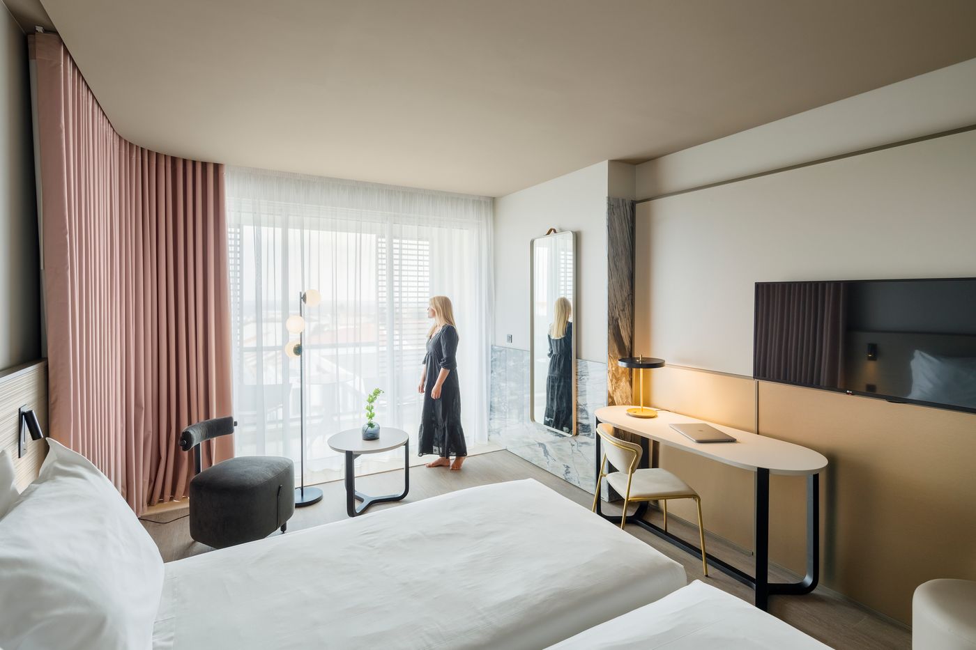 Azoris-Royal-Garden-Leisure---Conference-Hotel-Room-28