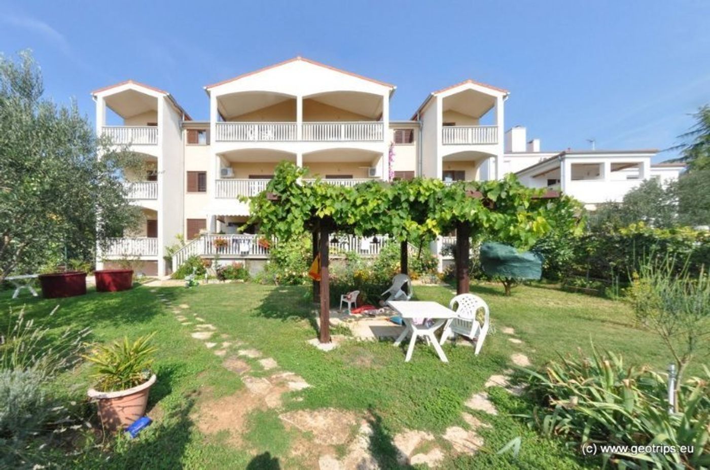 Adria-Apartments-General-view-1