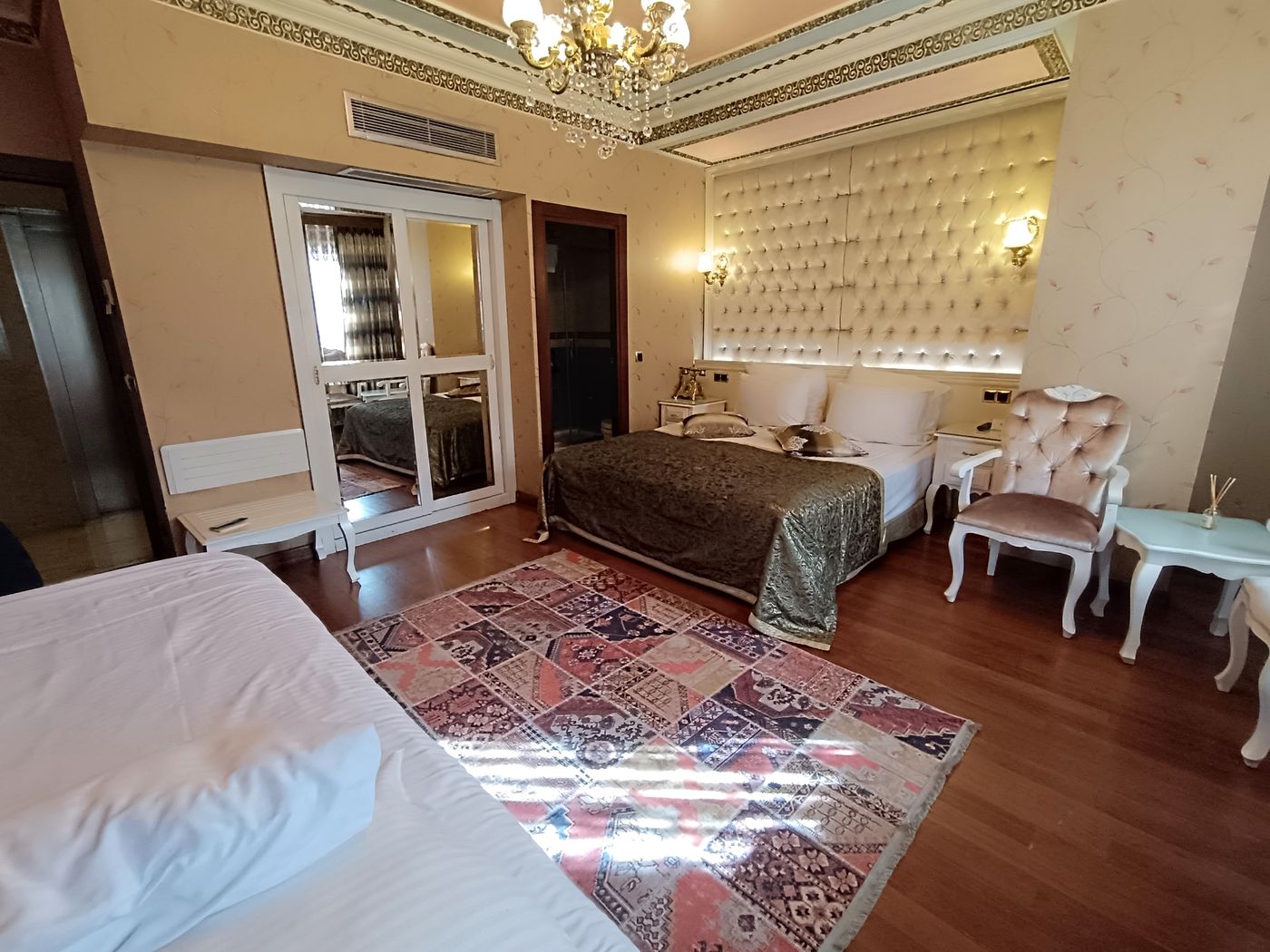 Golden-Horn-Sirkeci-Room-26
