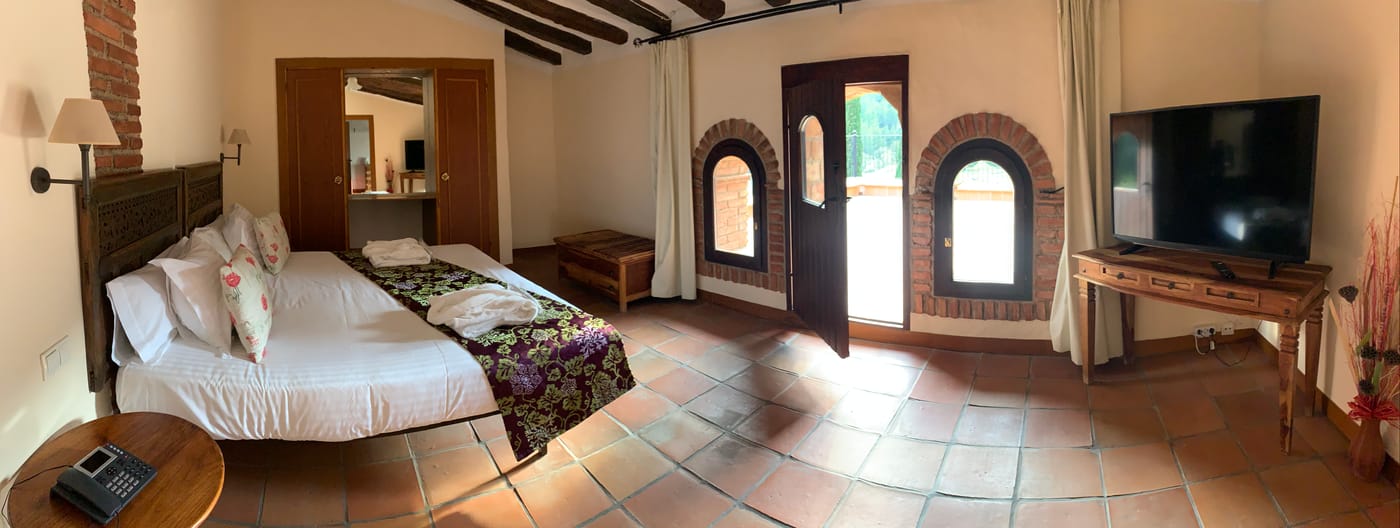 La-Figuerola--Resort---SPA-Room-18