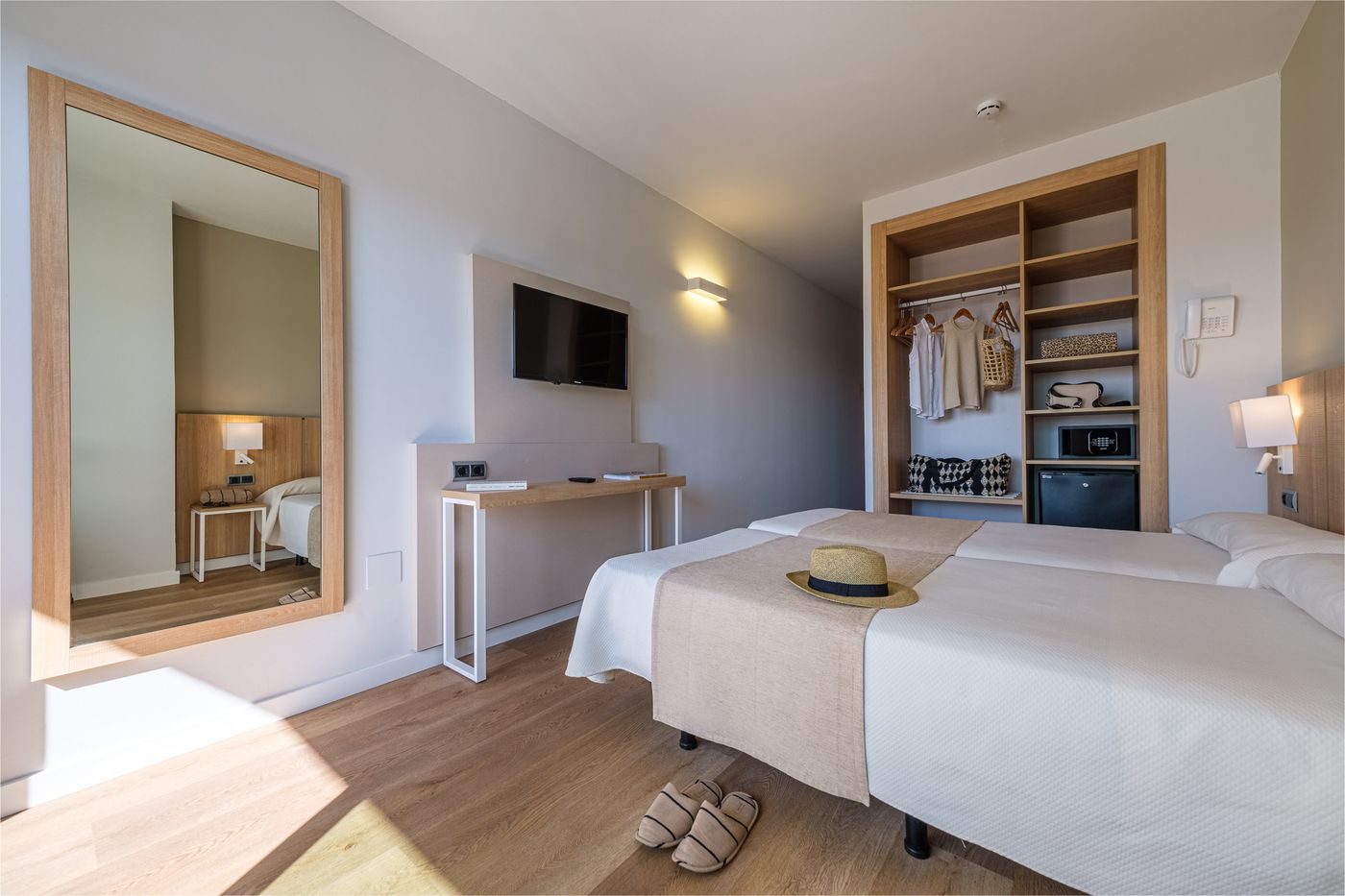 California-Garden-Room-20